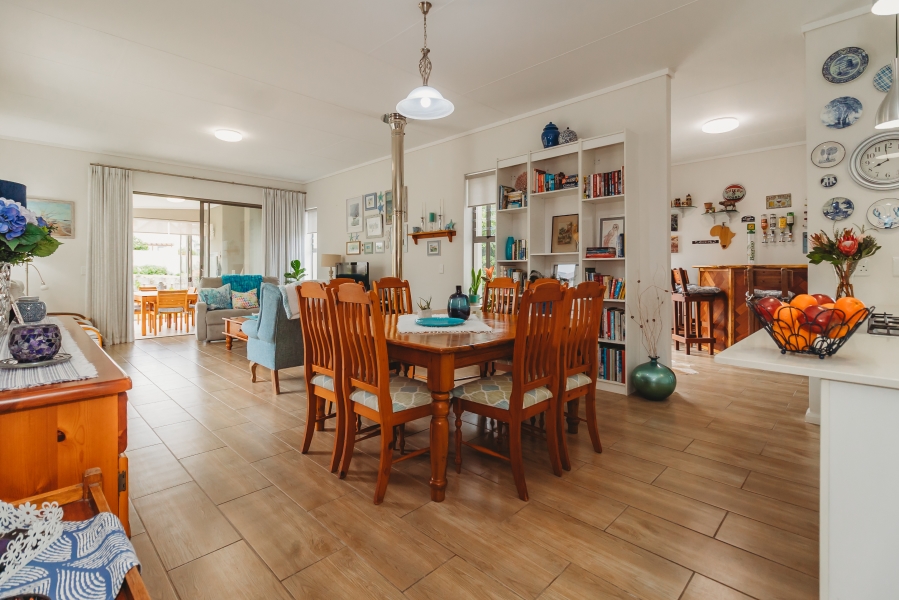 4 Bedroom Property for Sale in Mont Fleur Mountain Estate Western Cape